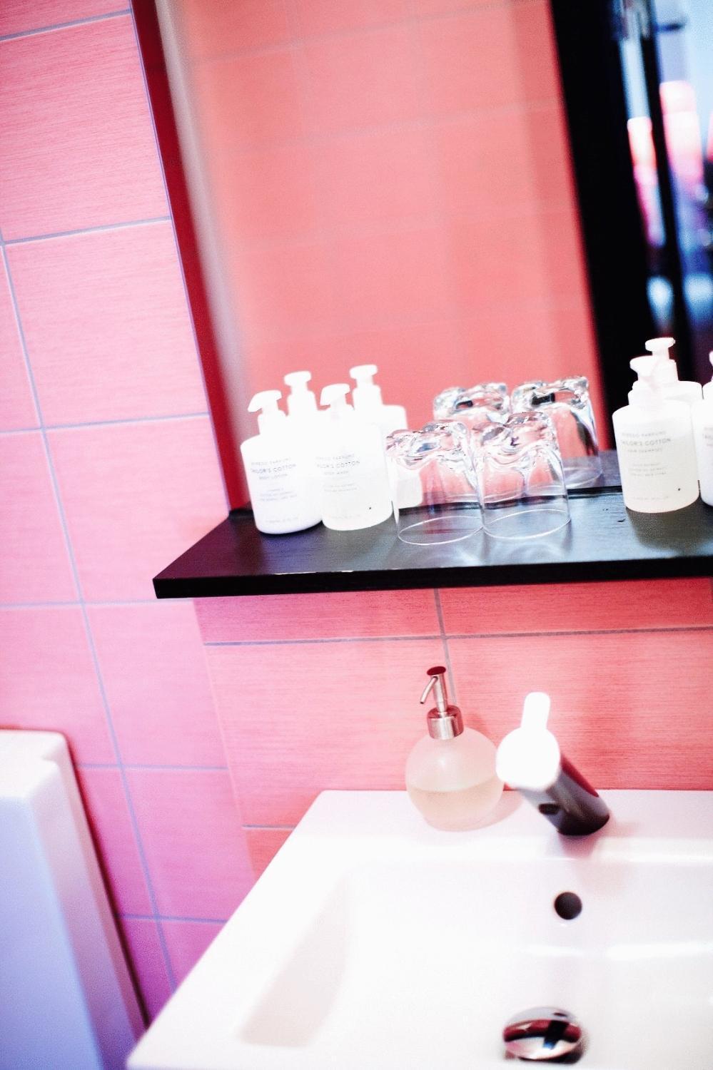 Huskvarna Stadshotell エクステリア 写真