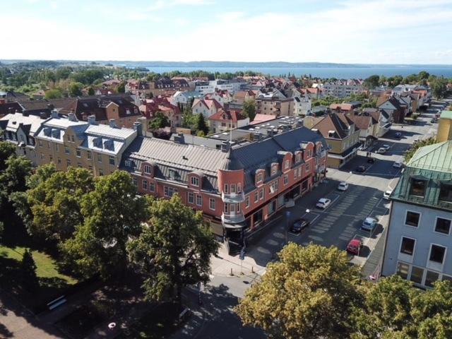 Huskvarna Stadshotell エクステリア 写真